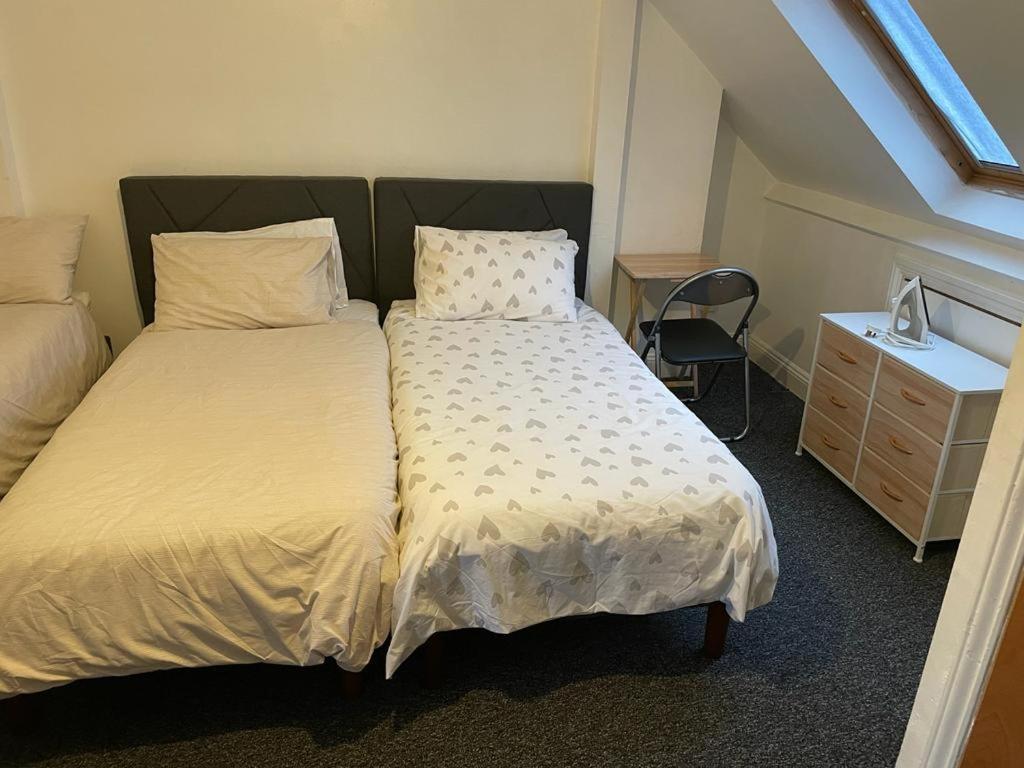 One Room To Stay With Fantastic Host London Exterior foto